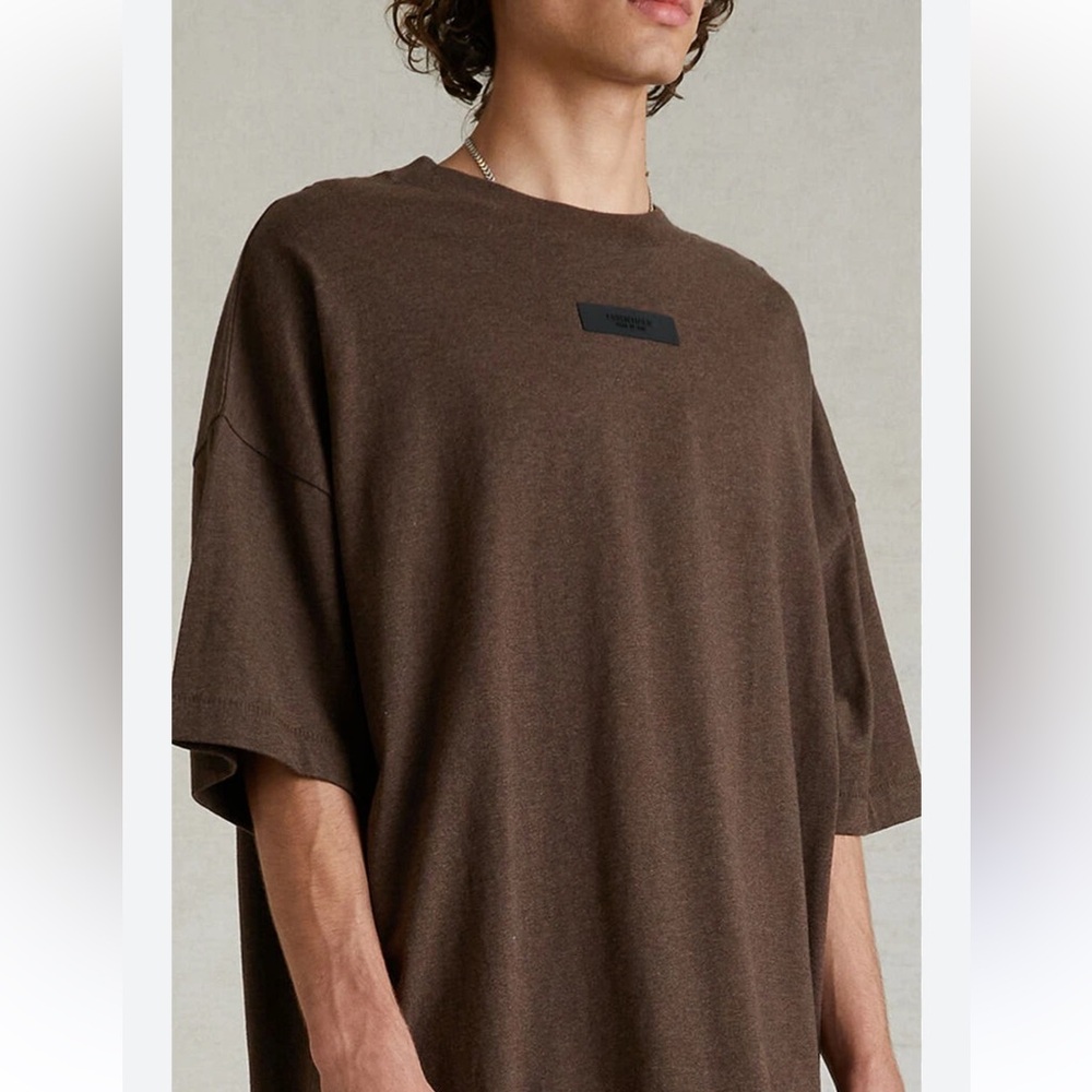 Fear of God Essentials Oversized T-Shirt Brown Small NWT